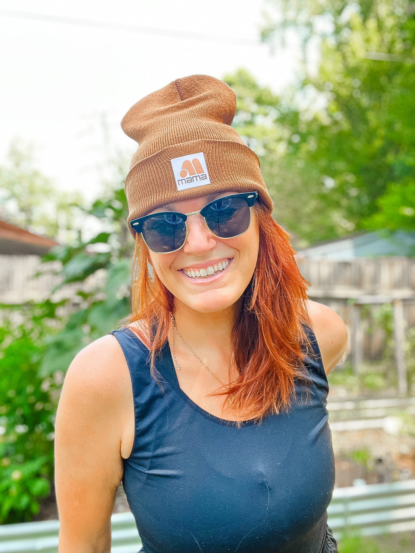 MAMA LOGO beanies - Camel
