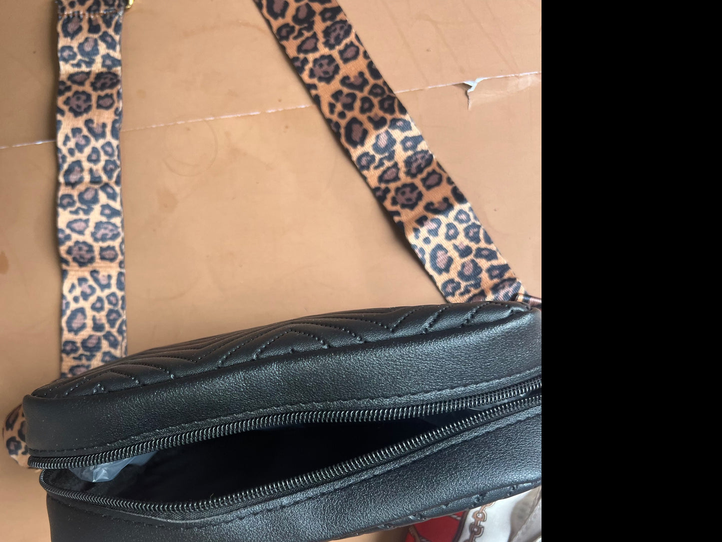 The Susanne Crossbody